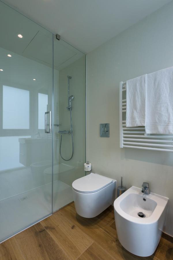 Modern Studios Мендризио Экстерьер фото