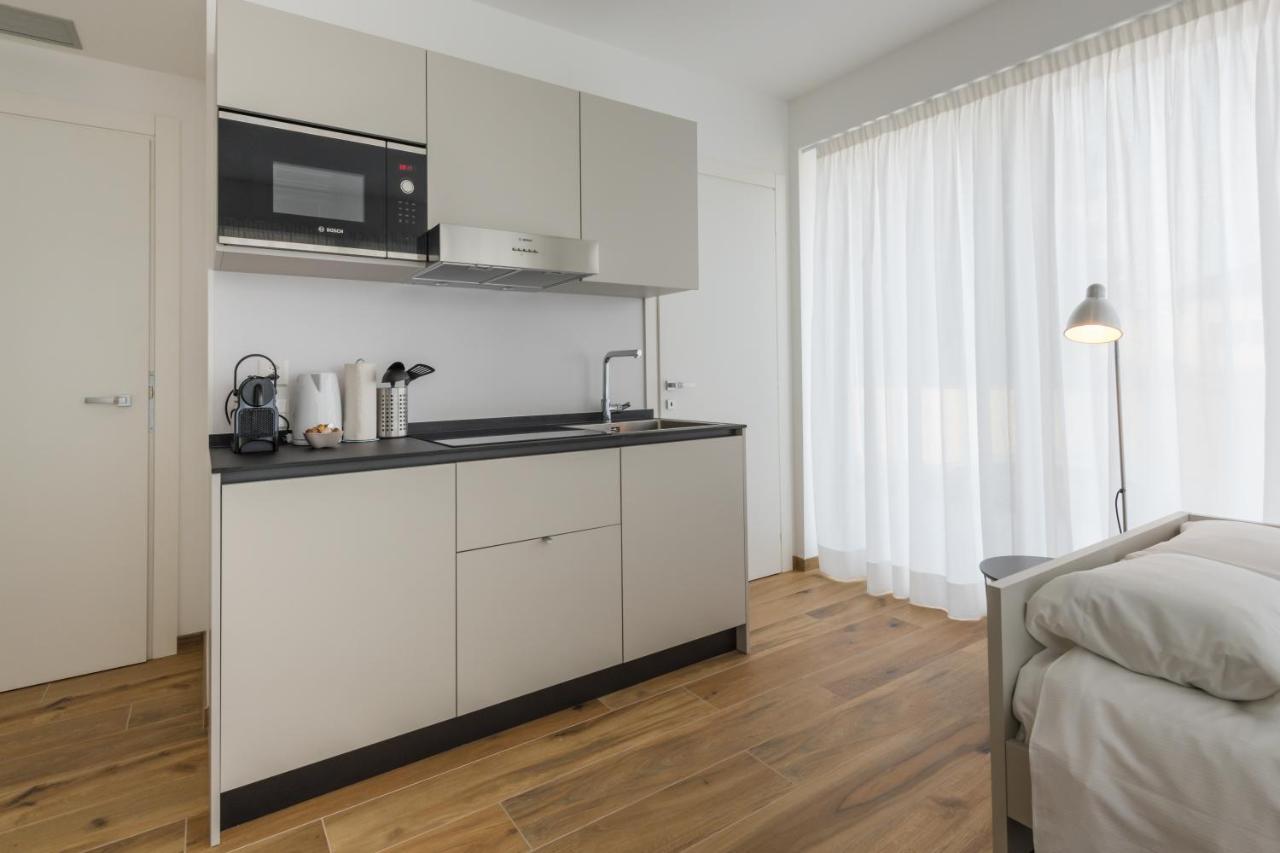 Modern Studios Мендризио Экстерьер фото