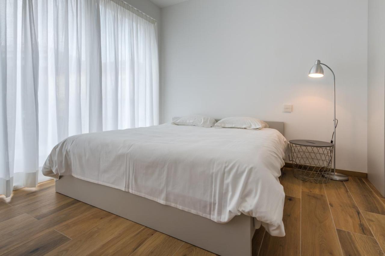 Modern Studios Мендризио Экстерьер фото